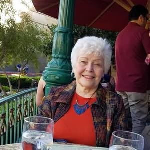 Meet your Posher, Sandy